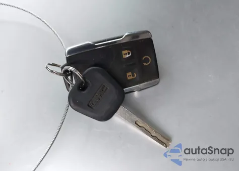 2015 GMC Sierra 2500Hd Denali z USA, uszkodzony, nr VIN 1GT120E89FF618341